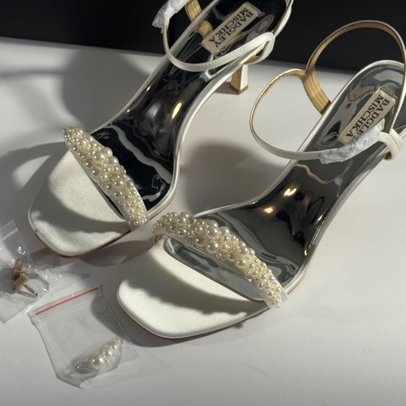 Badgley Mischka Caitlyn Heels Size 11 White Satin Pearl Embellished Ankle Strap - Picture 6 of 12